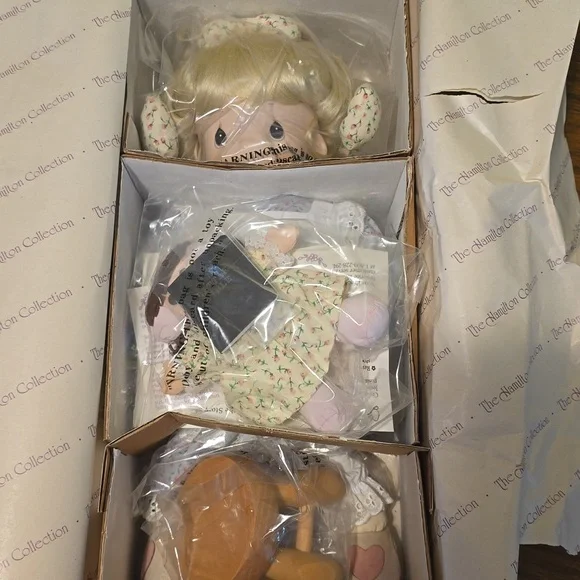 Precious Moments Tell Me Story Of Jesus Doll Hamilton Collection 1994 Vintage - Picture 1 of 7